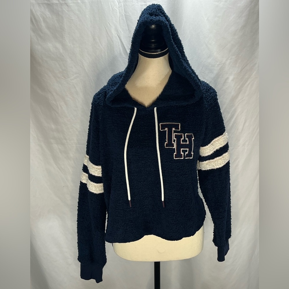 Tommy Hilfiger Sherpa Fleece Cropped Pullover Hoodie TH Logo Varsity Stripes
